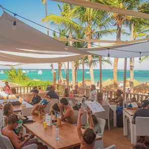 Hotel Aventura Playa Corales